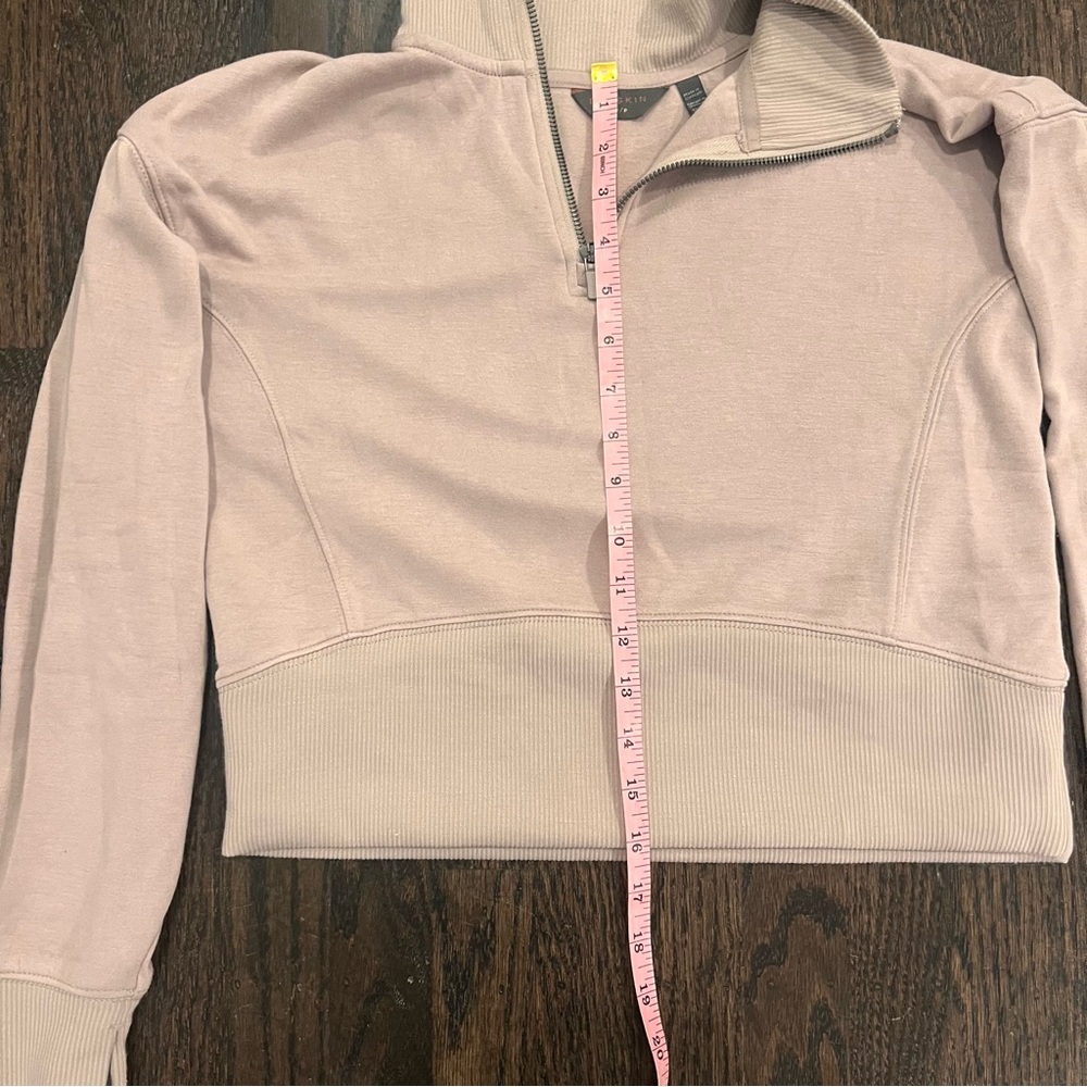 Blush Cropped Pullover and Shorts Set Danskin - Picture 7 of 12